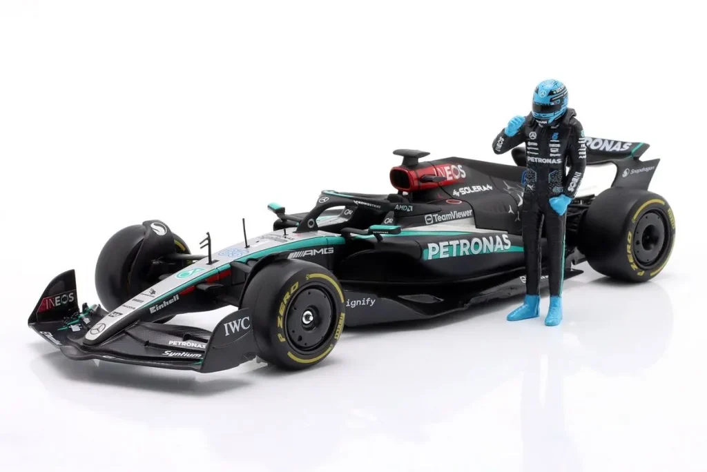 โมเดลรถ 1:24 Mercedes-AMG F1 W15 E Performance #63 George Russell ฟอร์มูล่าวัน ปี 2024 Bburago 18-28069 #63