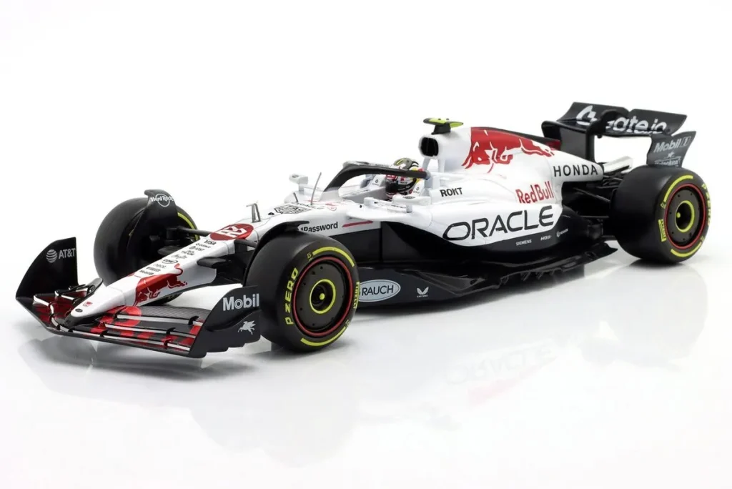 โมเดลรถ 1:18 Red Bull RB21 #22 Yuki Tsunoda อันดับ 12 Japan GP (Suzuka) ฟอร์มูล่าวัน ปี 2025 Bburago