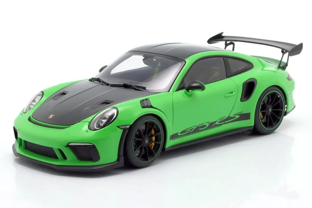 โมเดลรถ 1:18 Porsche 911 (991 II) GT3 RS พร้อม Weissach-Paket ปี 2017 สีเขียว AUTOart
