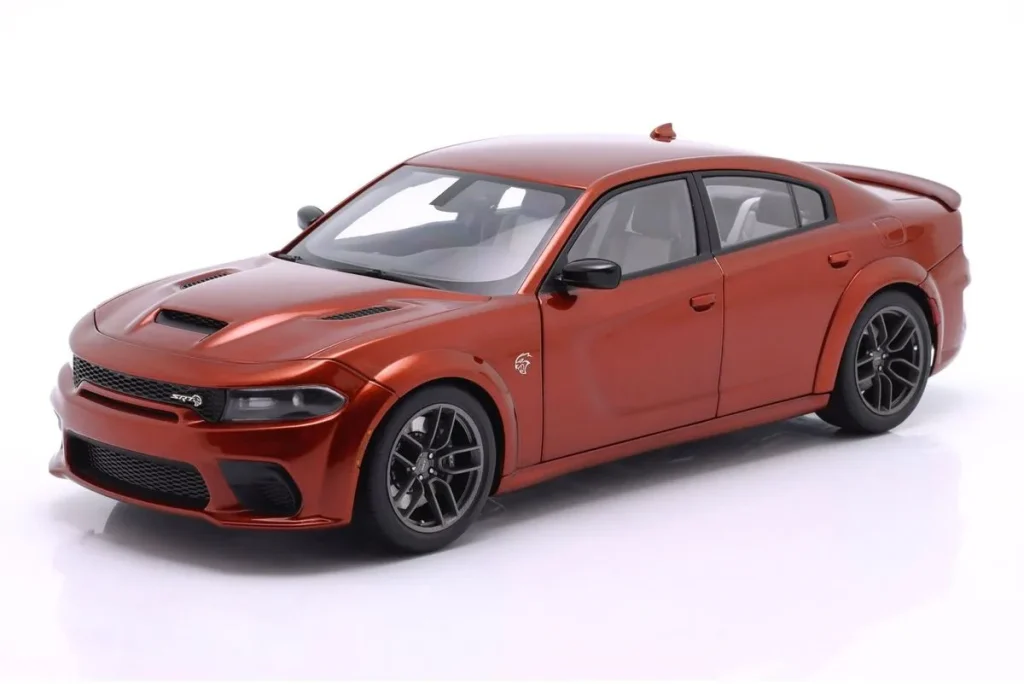 โมเดลรถ 1:18 Dodge Charger SRT Hellcat Redeye Jailbreak สีน้ำตาลอบเชย (sinamon stick) AUTOart
