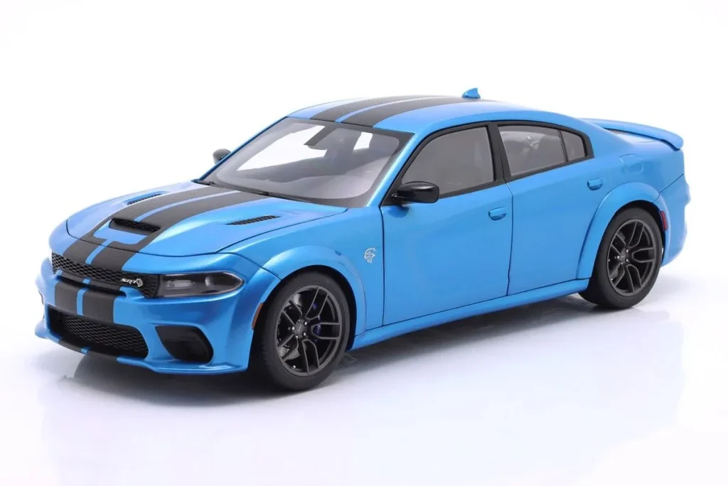 โมเดลรถ 1:18 Dodge Charger SRT Hellcat Redeye Jailbreak สีน้ำเงิน เมทัลลิก (B5 blue) AUTOart