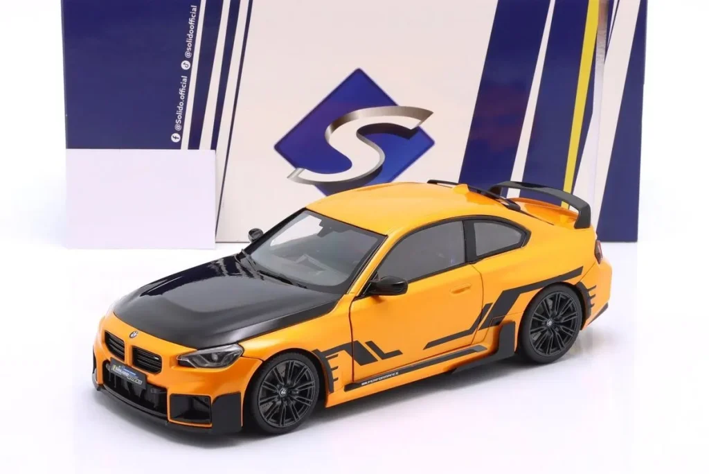 โมเดลรถ 1:18 BMW M2 (G87) Performance Parts ปี 2024 สีส้มเมทัลลิก Solido