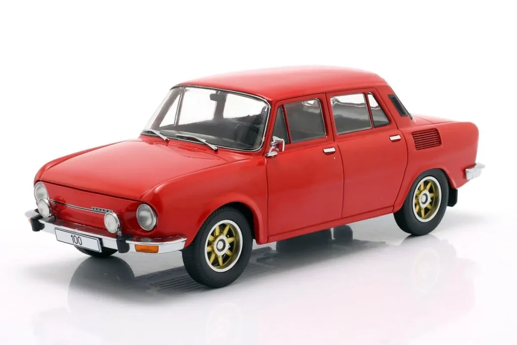 โมเดลรถ 1:18 Skoda 100 ปี 1969 สีแดง ModelCarGroup MCG18834