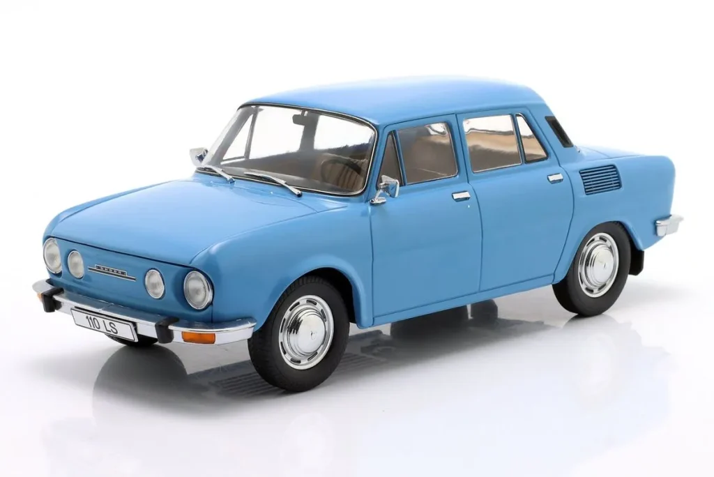 โมเดลรถ 1:18 Skoda 110 LS ปี 1969 สีฟ้าอ่อน ModelCarGroup