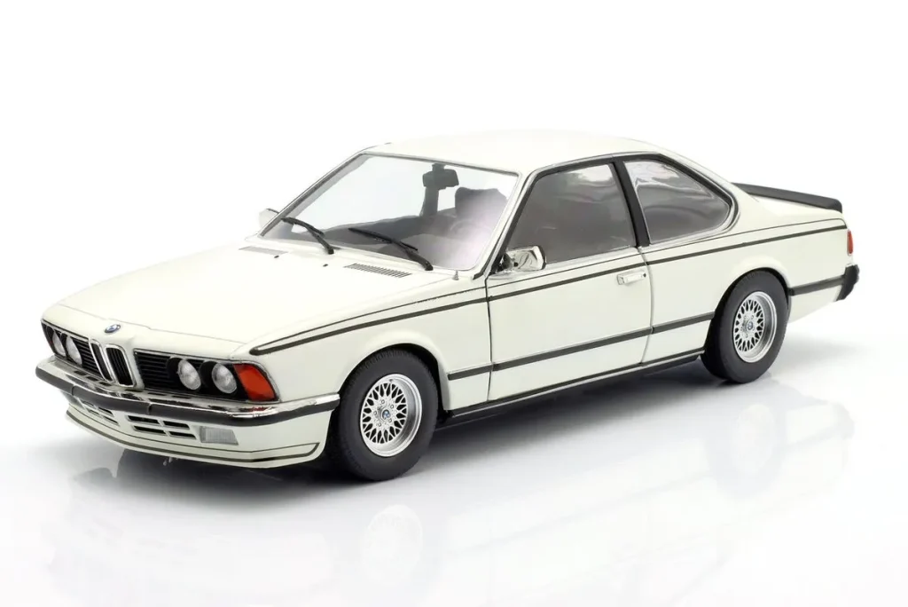 โมเดลรถ 1:18 BMW 635 CSi ปี 1984 สีขาว Solido