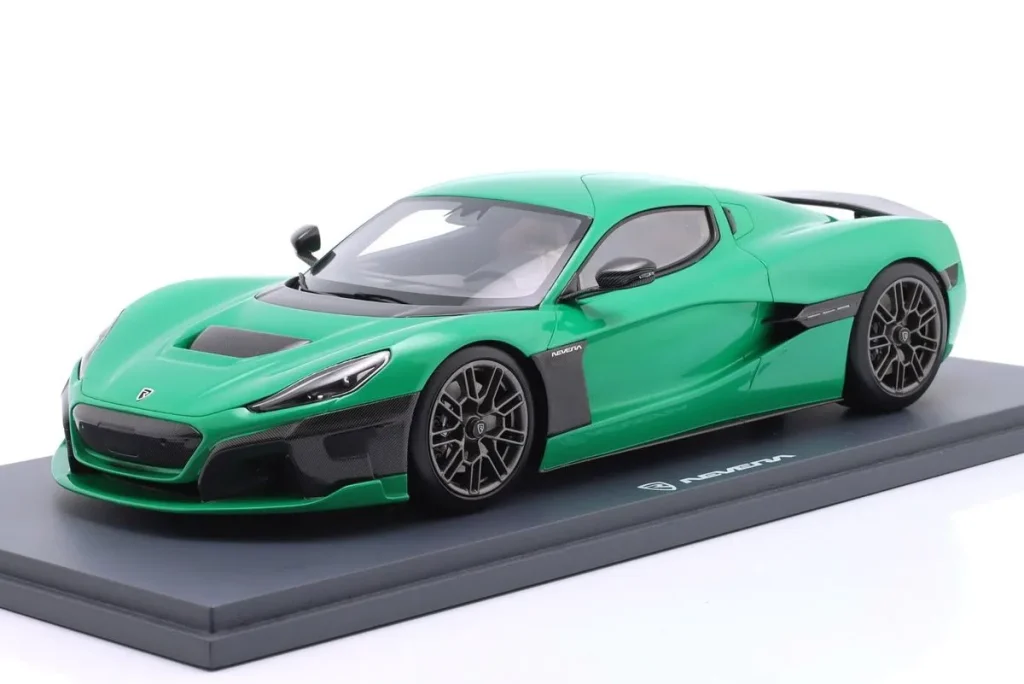 โมเดลรถ 1:18 Rimac Nevera ปี 2022 สีเขียว Schuco