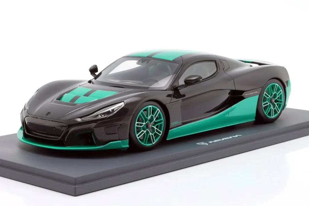 โมเดลรถ 1:18 Rimac Nevera Time Attack ปี 2023 สีดำ Schuco
