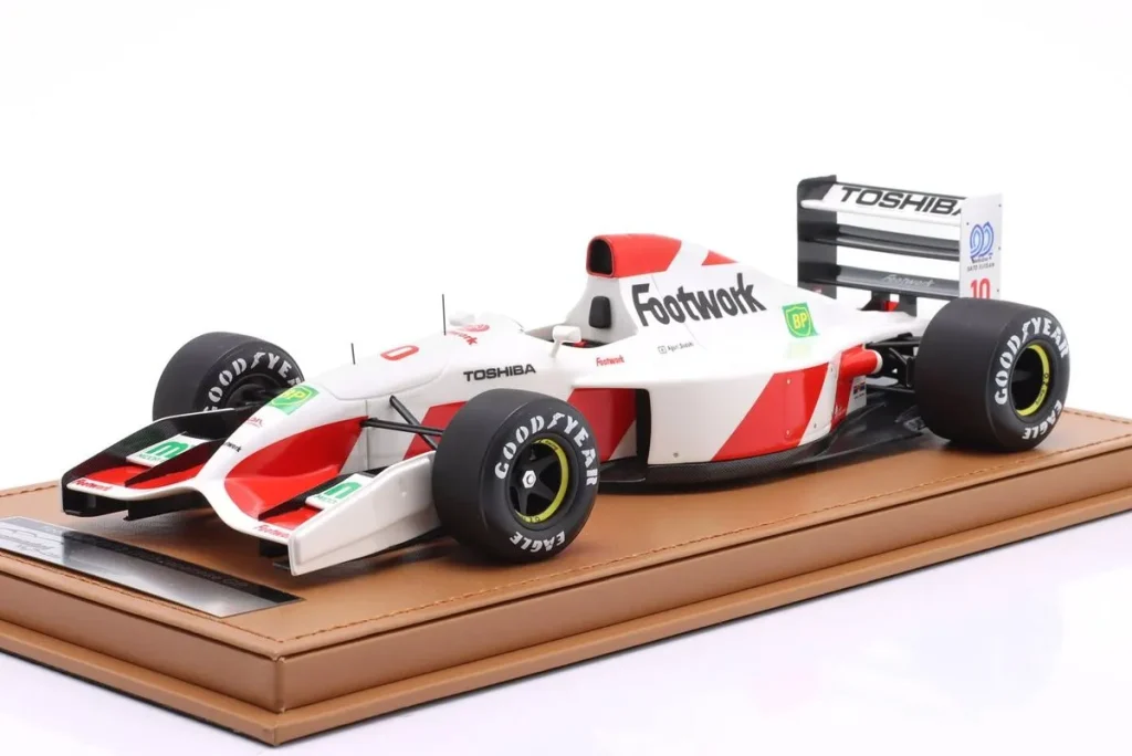 Model 1:18 Footwork FA13 #10 Aguri Suzuki Japan GP Formula One year 1992 Tecnomodel