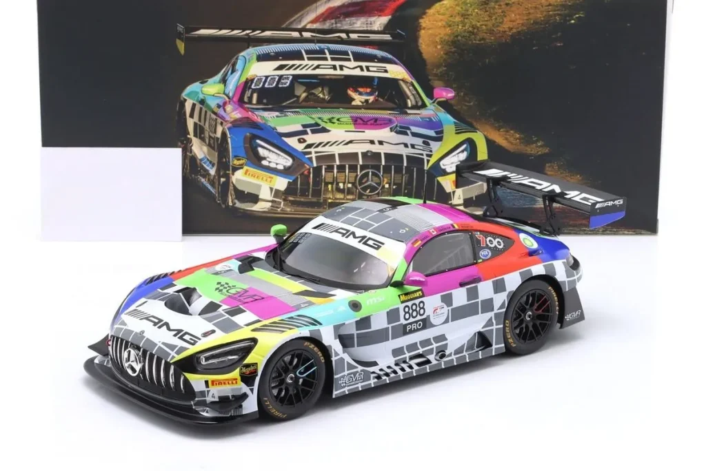 Model 1:18 Mercedes-AMG GT3 Evo #888 Maro Engel, Maxime Martin, Mikaël Grenier 12h Bathurst year 2025 Ixo