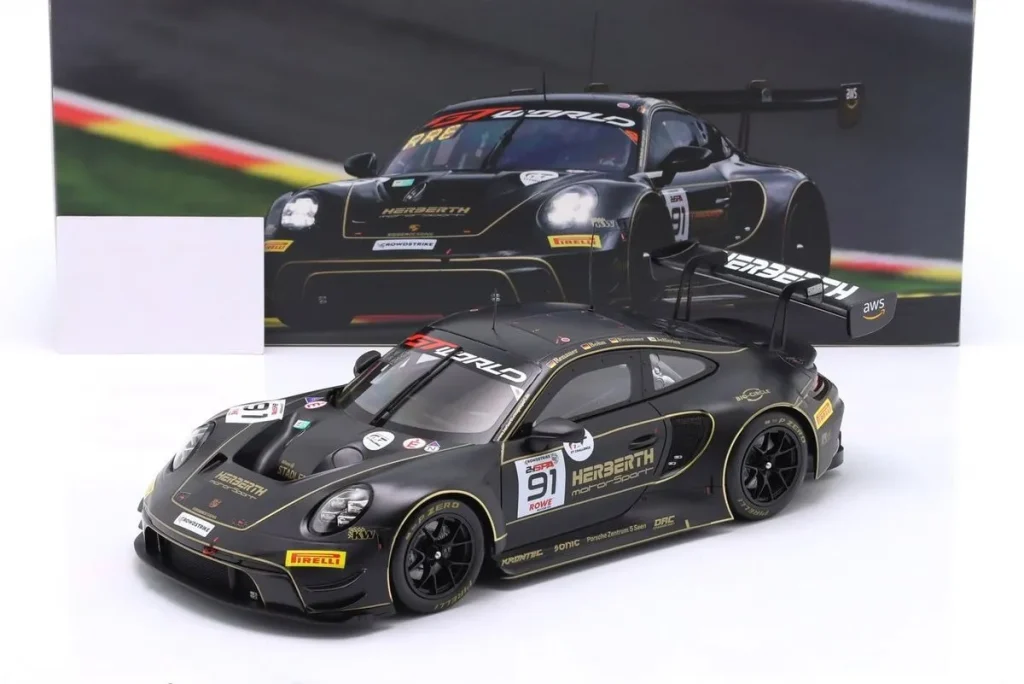 โมเดลรถ 1:18 Porsche 911 GT3 R (992) #91 Ralf Bohn, Axcil Jefferies, Alfred Renauer, Robert Renauer 24h Spa-Francorchamps ปี 2025 Ixo