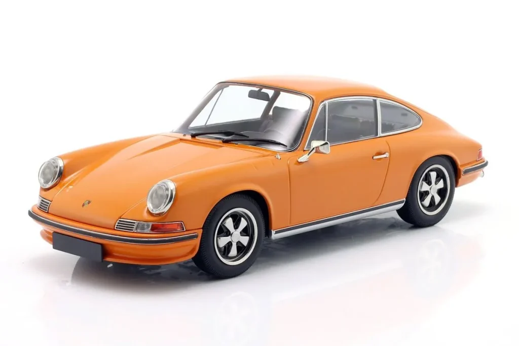 โมเดลรถ 1:18 Porsche 911 S ปี 1972 สีส้ม Minichamps