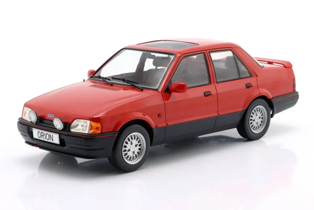 โมเดลรถ 1:18 Ford Orion MK II ปี 1986 สีแดง ModelCarGroup