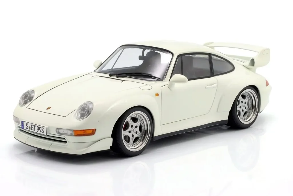 โมเดลรถ 1:12 Porsche 911 (993) GT2 พร้อม Speedline ล้อ ปี 1996 สีขาว KK-Scale