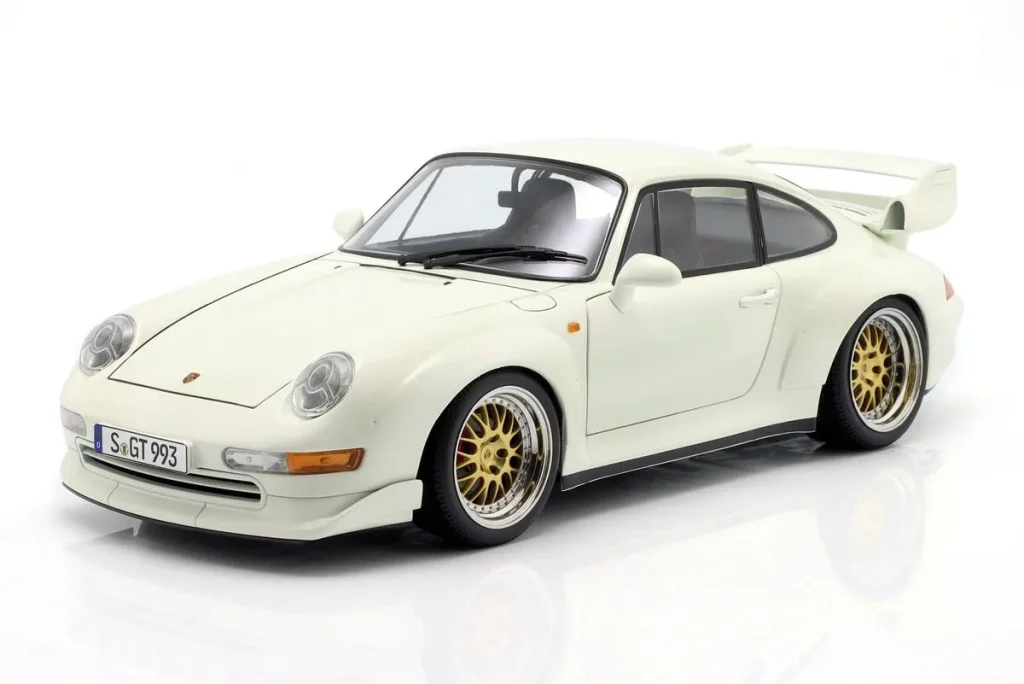 โมเดลรถ 1:12 Porsche 911 (993) GT2 พร้อม BBS-ล้อ ปี 1996 สีขาว KK-Scale