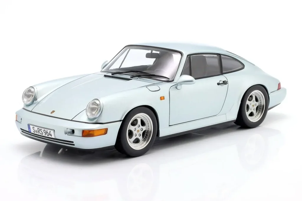 โมเดลรถ 1:12 Porsche 911 (964) RS พร้อม Speedline ล้อ ปี 1992 สีเงินโพลาร์ KK-Scale
