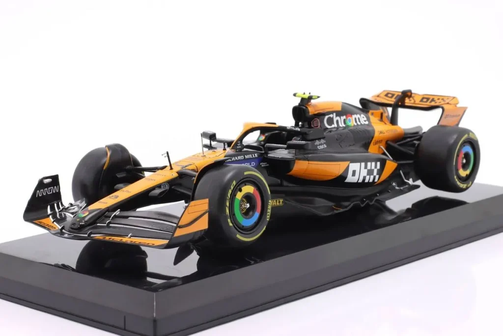 โมเดลรถ 1:24 McLaren MCL38 #4 Lando Norris ฟอร์มูล่าวัน ปี 2024 Premium Collectibles