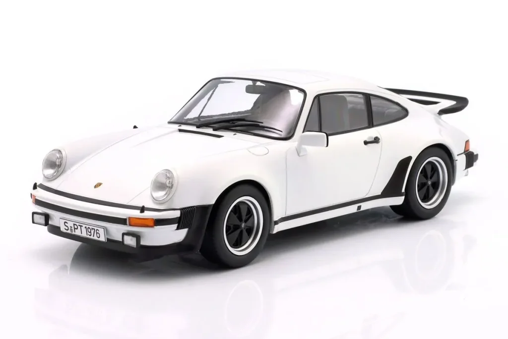 Model 1:18 Porsche 911 (930) Turbo 3.0 year 1976 white KK-Scale