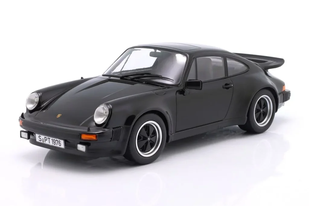 โมเดลรถ 1:18 Porsche 911 (930) Turbo 3.0 ปี 1976 สีดำ KK-Scale