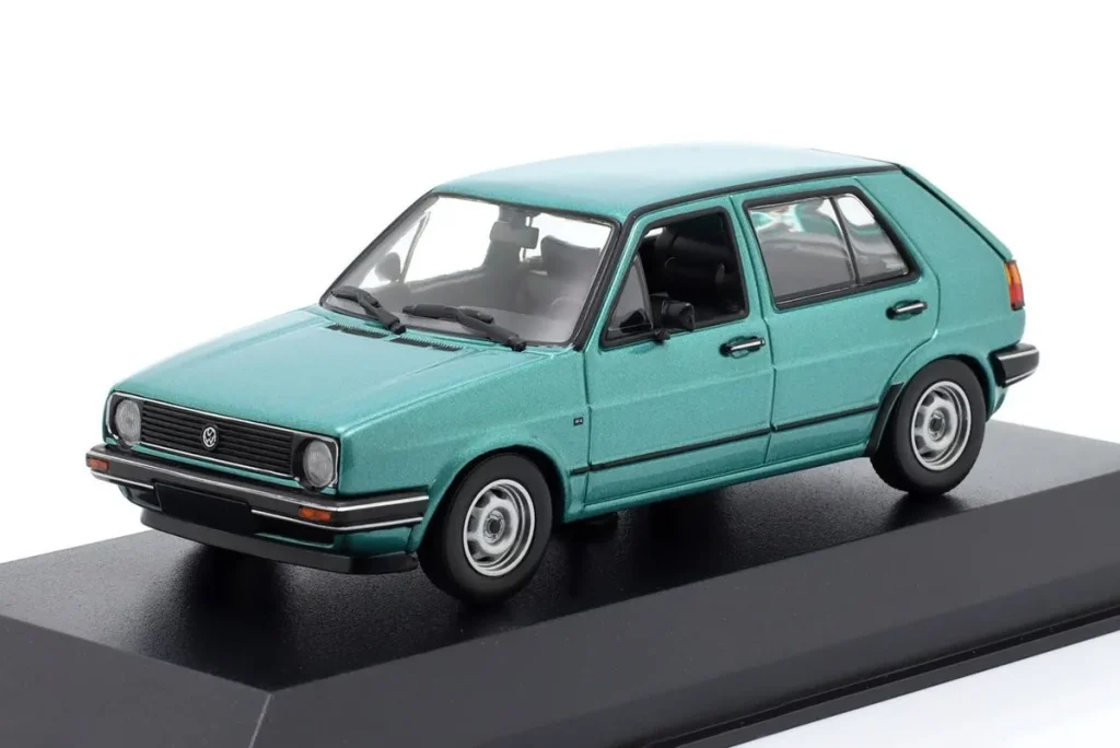 车型 1:43 Volkswagen VW Golf II(4 车门)