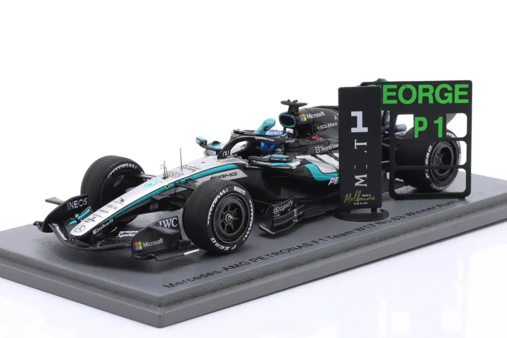 车型 1:43 Mercedes-AMG F1 W17 E Performance #63 George Russell 一级方程式年 2026 Spark