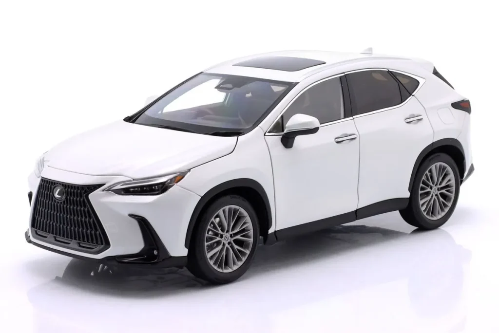 โมเดลรถ 1:18 Lexus NX 450h+ ปี 2022 Kyosho