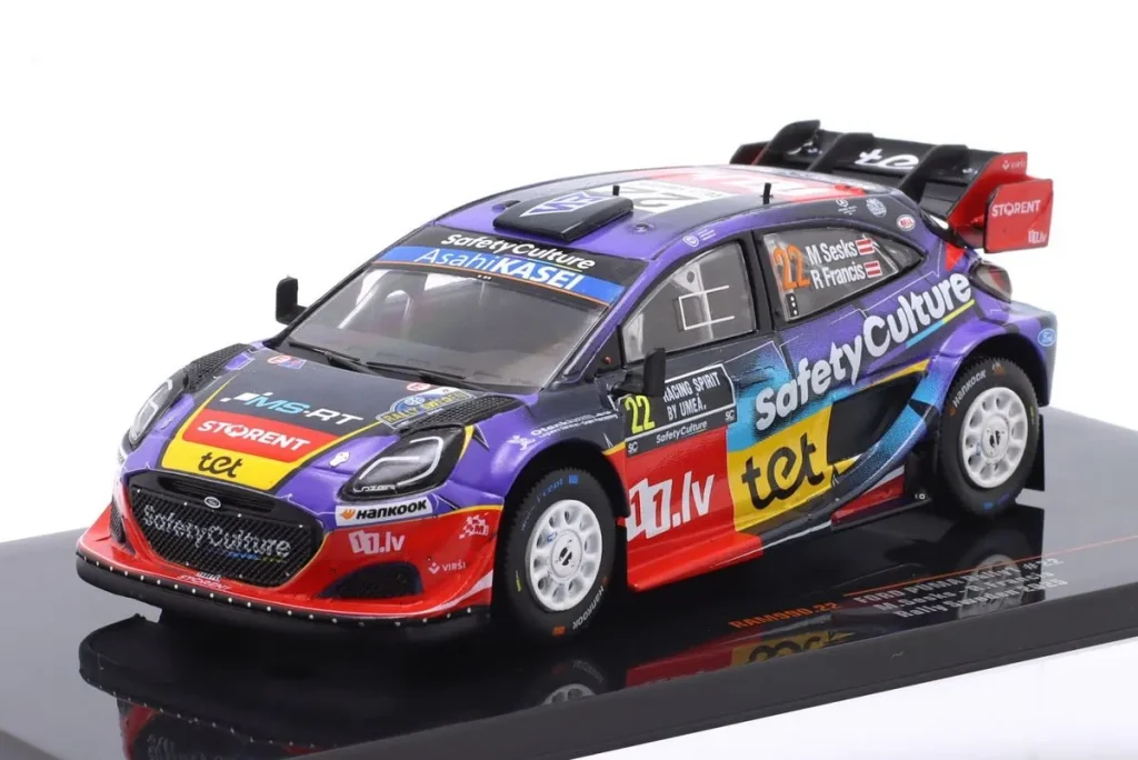 โมเดลรถ 1:43 Ford Puma Rally1 #22 Mārtiņš Sesks, Renārs Francis อันดับ 6 แรลลี่ Schweden ปี 2025 Ixo