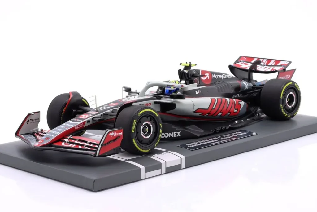 Model 1:18 Haas VF-25 #87 Oliver Bearman rank 11 Kanada GP (Montreal) Formula One year 2025 Minichamps