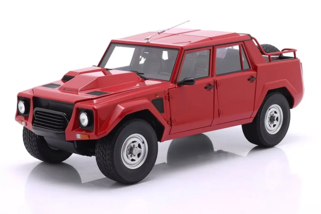 车型 1:18 Lamborghini LM002 Pick-Up 红色 AUTOart