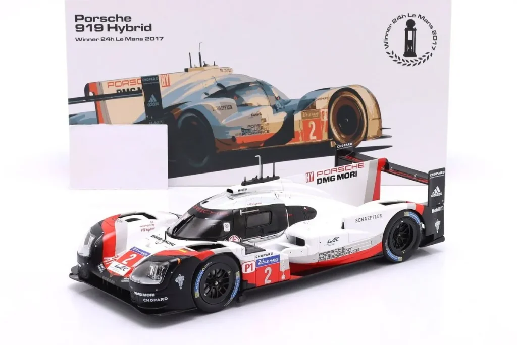 โมเดลรถ 1:18 Porsche 919 Hybrid #2 Timo Bernhard, Brendon Hartley, Earl Bamber 24 ชั่วโมง เลอมังส์ ปี 2017 Ixo IXOSP919-1816CB