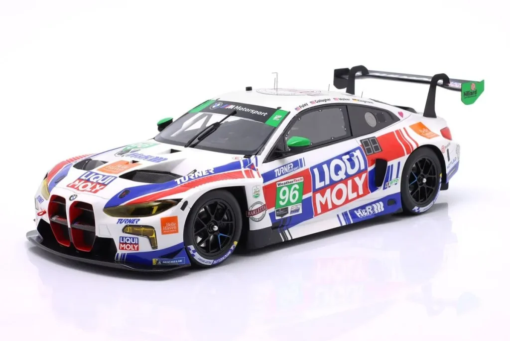 โมเดลรถ 1:18 BMW M4 GT3 Evo #96 Robby Foley, Patrick Gallagher, Deutschland Jens Klingmann, Jake Walker 24 ชั่วโมง เดย์โทนา ปี 2025 True Scale