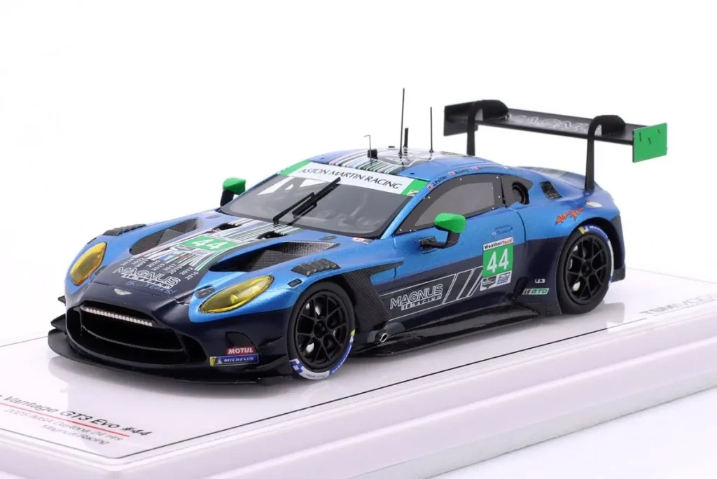 โมเดลรถ 1:43 Aston Martin Vantage AMR GT3 Evo #44 Andy Lally, John Potter, Spencer Pumpelly, Nicki Thiim 24 ชั่วโมง เดย์โทนา ปี 2025 True Scale