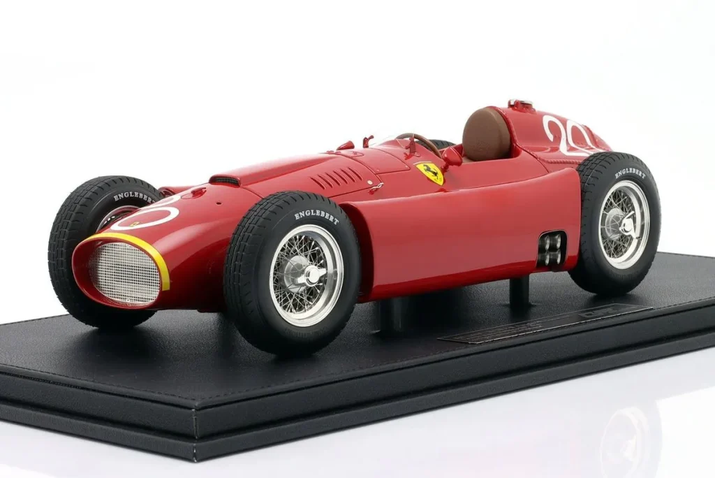 โมเดลรถ 1:12 Ferrari D50 #20 Juan Manuel Fangio / Eugenio Castellotti อันดับ 4 Monaco GP / ฟอร์มูล่าวัน แชมป์โลก ปี 1956 GP Replicas