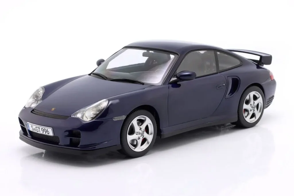 车型 1:18 Porsche 911 (996) GT2 年 2001 金属蓝 KK-Scale