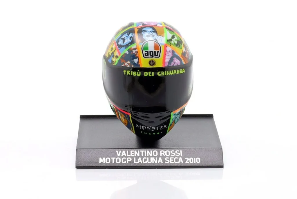 replica racing helmet 1:10 Yamaha YZR-M1 #46 Valentino Rossi MotoGP year 2010 Minichamps