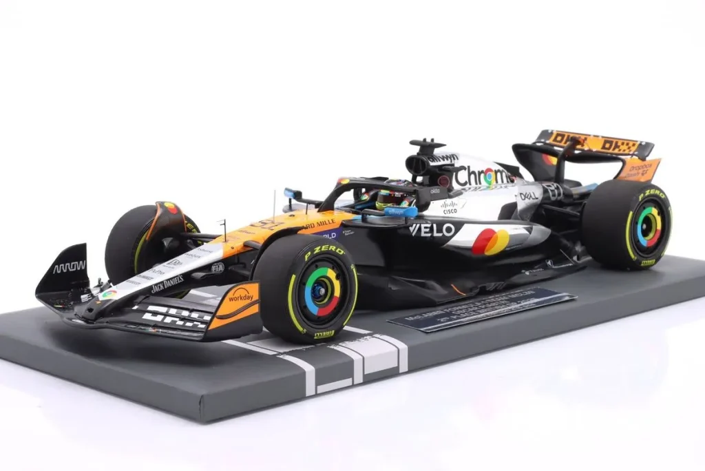 车型 1:18 McLaren MCL39 #81 Oscar Piastri 排名 2 Großbritannien GP (Silverstone) 一级方程式年 2025 Minichamps