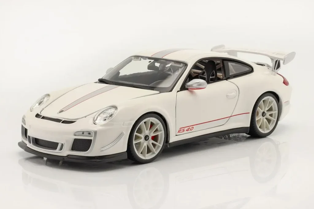车型 1:18 Porsche 911 (997) GT3 RS 4.0 年 2011 白色 Bburago