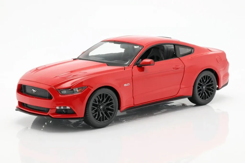 车型 1:18 Ford Mustang 年 2015 红色 Maisto