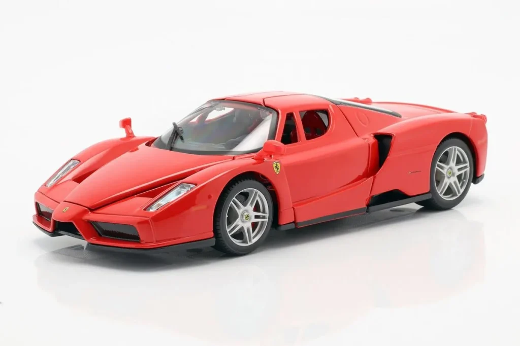 车型 1:24 Enzo Ferrari 年 2002 红色 Bburago