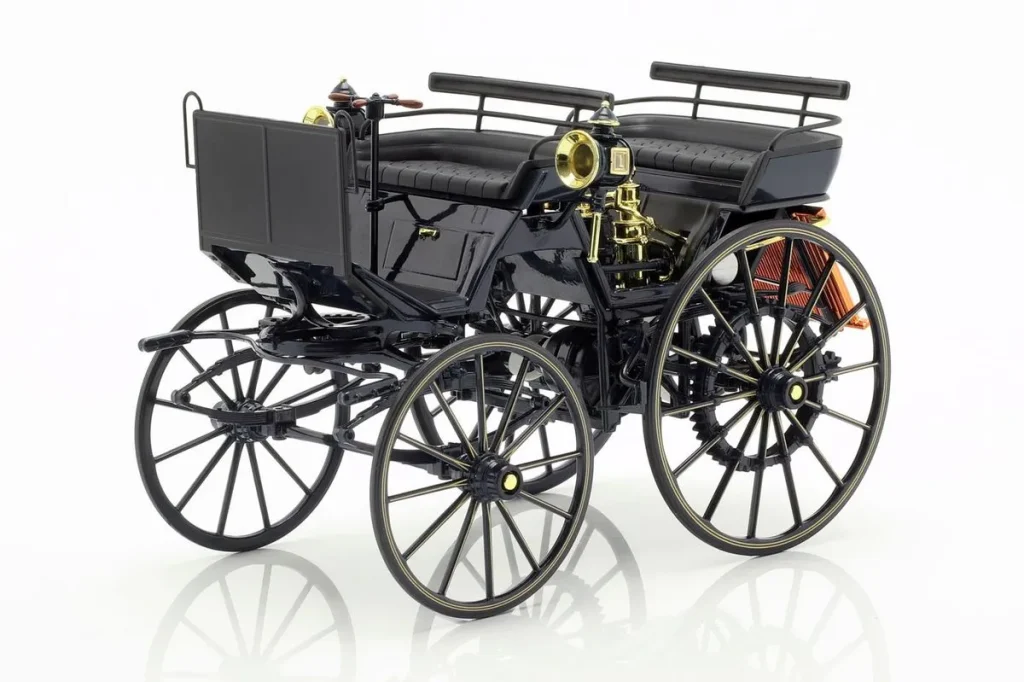 โมเดลรถ 1:18 Daimler Motorkutsche สีน้ำเงิน Norev