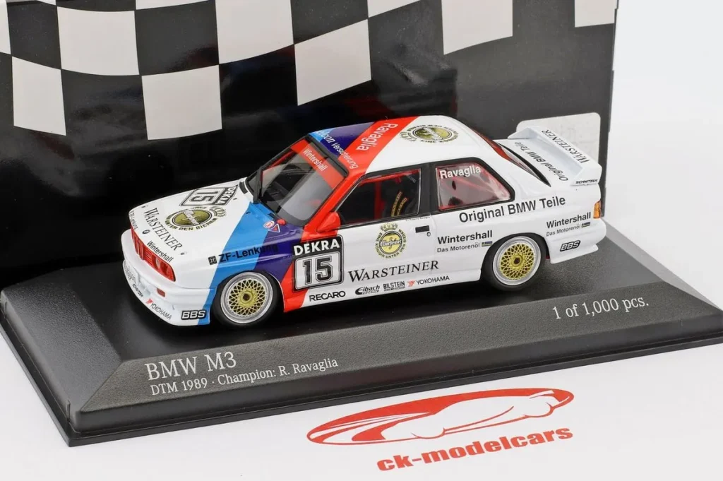 车型 1:43 BMW M3 (E30) #15 Roberto Ravaglia DTM Champion 年 1989 Minichamps