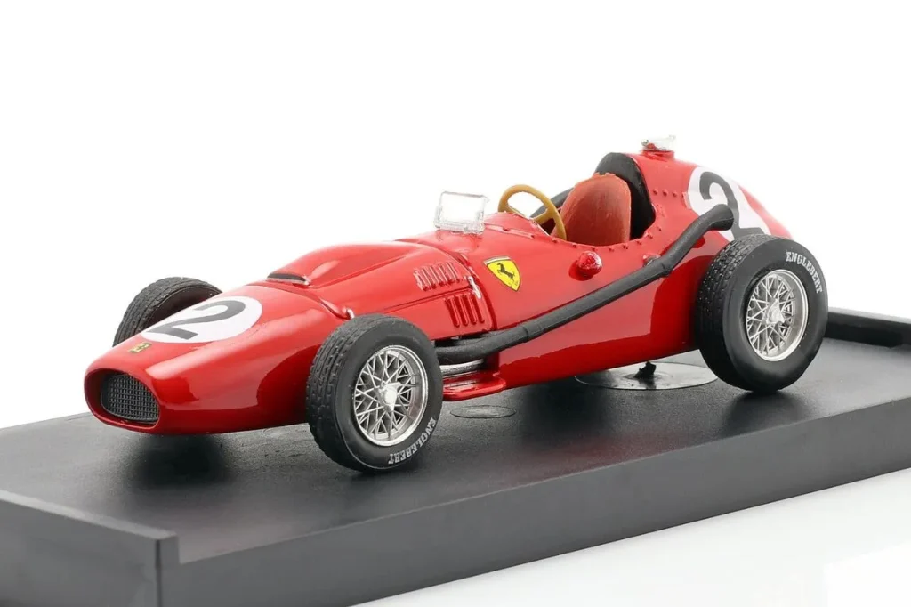Model 1:43 Ferrrari D246 #2 Mike Hawthorn rank 2 Großbritannien GP / Formula One world champion year 1958 Brumm