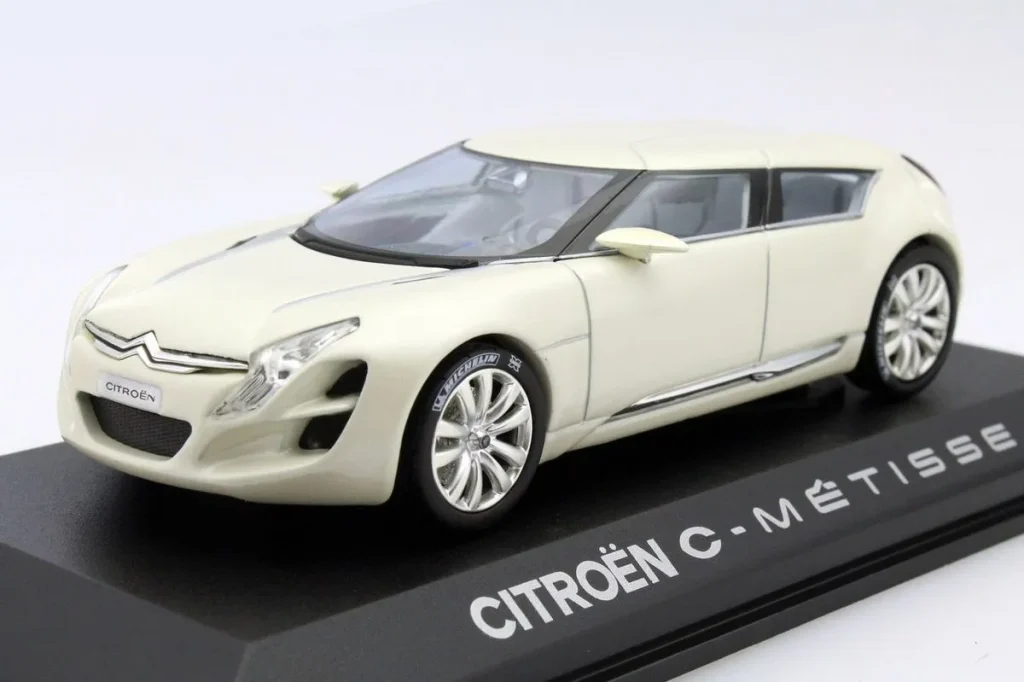 Model 1:43 Citroen C-Metisse Toy Fair Nürnberg year 2008 white Norev