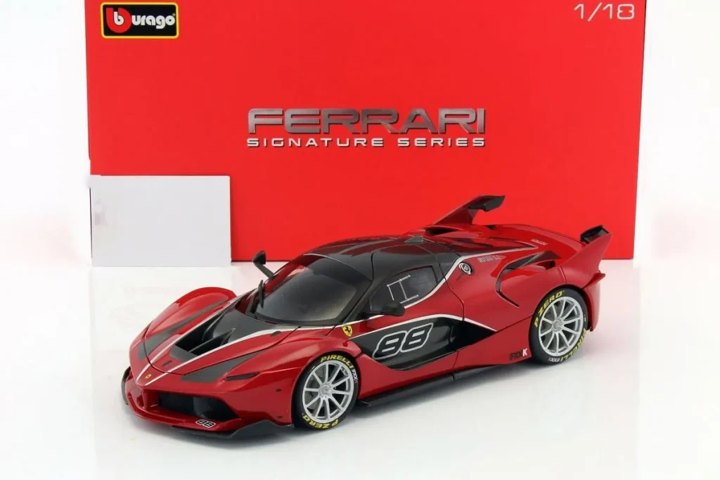 车型 1:18 Ferrari FXX-K #88 红色 / 黑色 Bburago