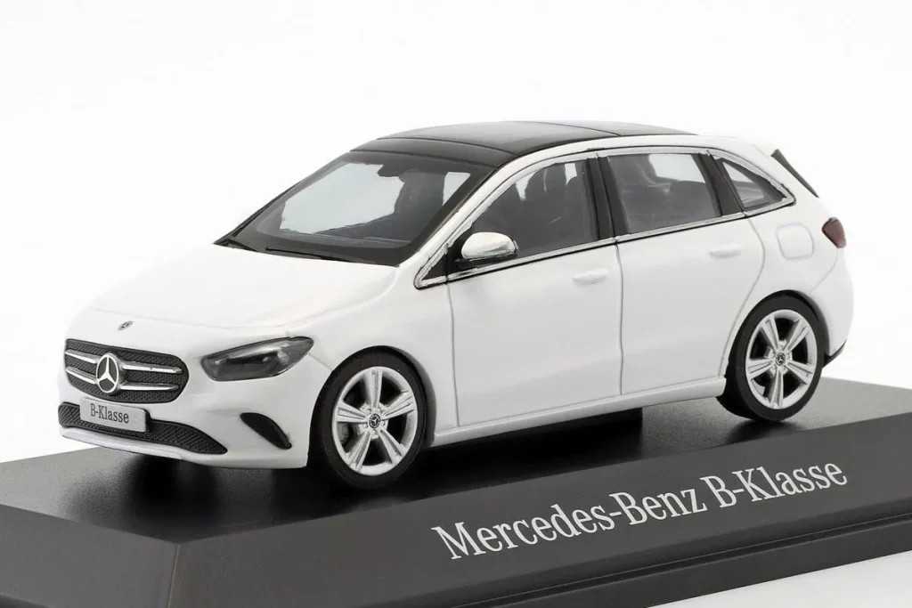 车型 1:43 Mercedes-Benz B-Klasse (W247) 年 2018 白色 Herpa
