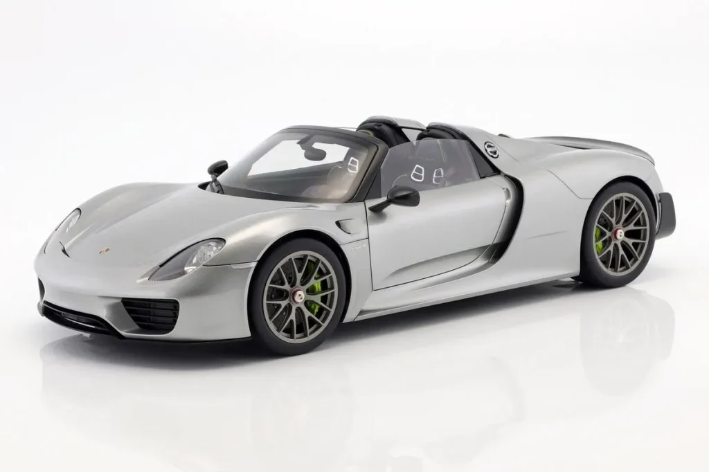 车型 1:12 Porsche 918 Spyder 年 2013 银色 AUTOart