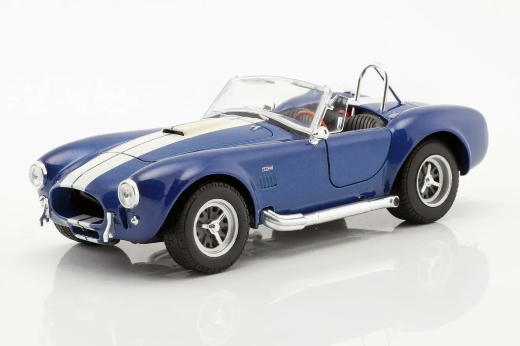 โมเดลรถ 1:24 Shelby Cobra SC 427 ปี 1965 สีน้ำเงิน / ขาว Welly
