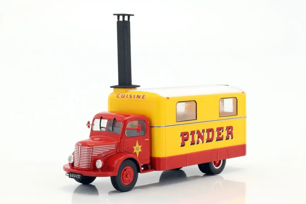 Model 1:43 Unic ZU 51 Kitchen Truck year 1952 yellow / red Direkt Collections