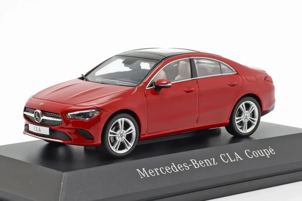 车型 1:43 Mercedes-Benz CLA Coupé (C118) 年 2019 红色 Spark