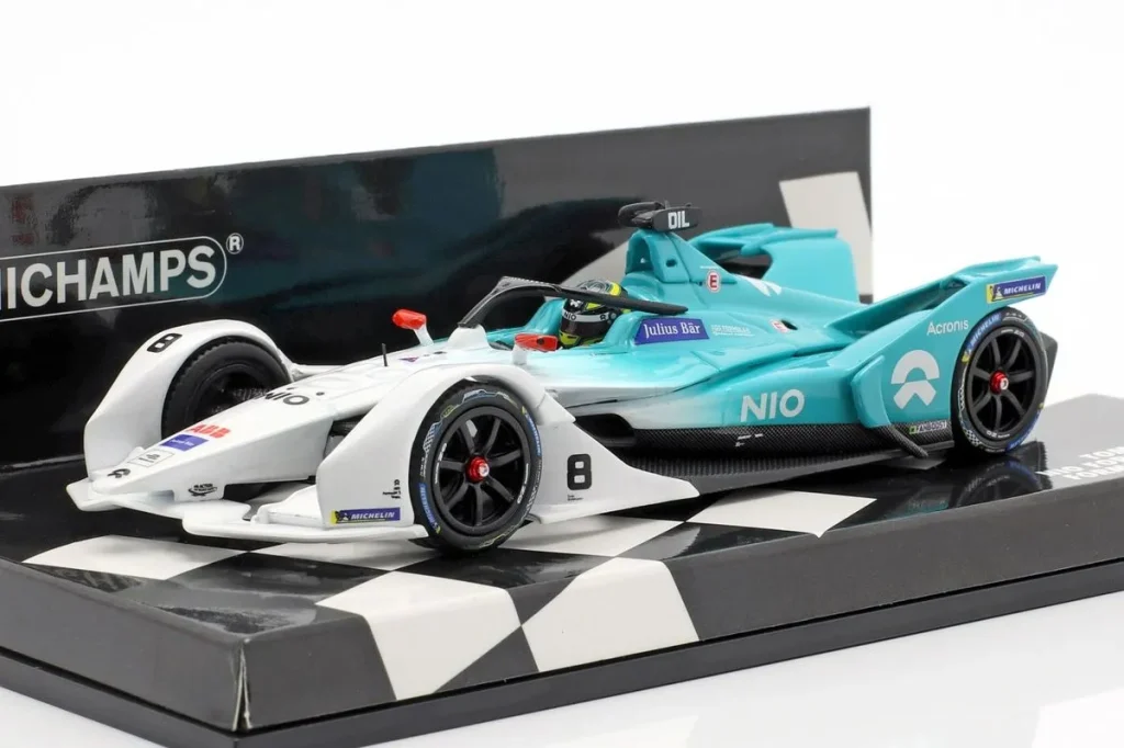 โมเดลรถ 1:43 NIO Sport 004 #8 Tom Dillmann ฟอร์มูล่าอี ปี 2018 Minichamps