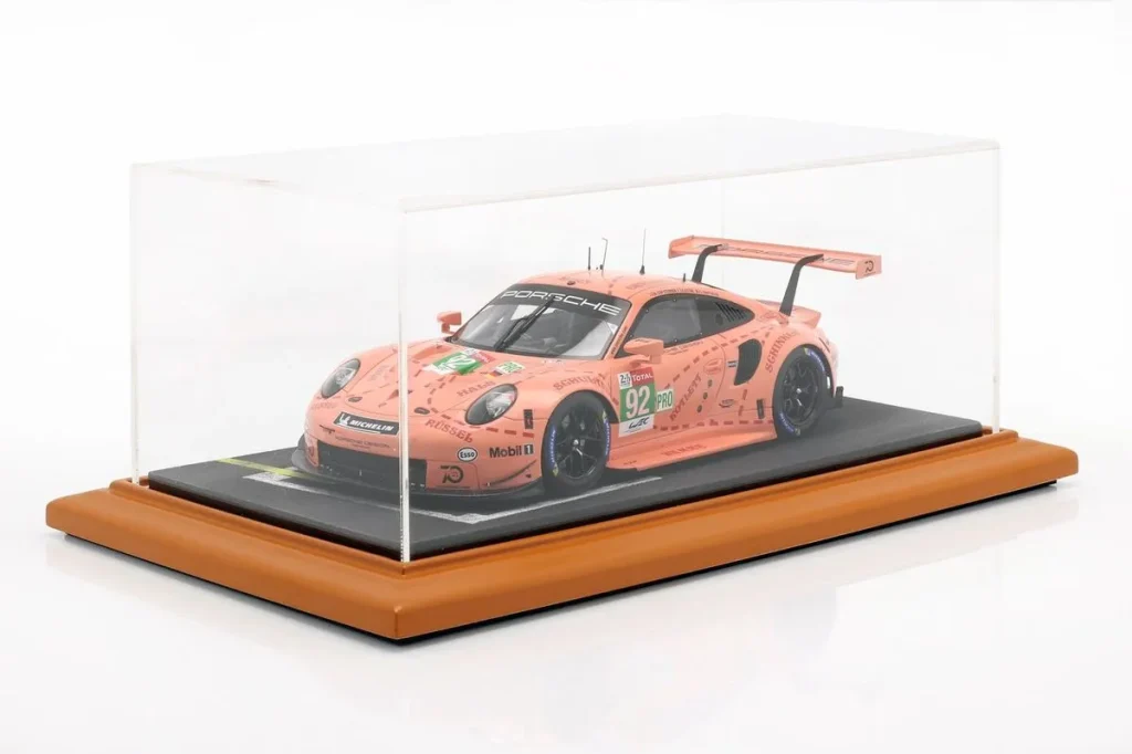 model display case for model 1:18 Atlantic
